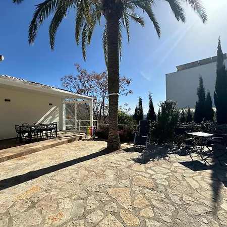 Comfortable With Sea-view And Private Pool Villa Muntanya la Sella