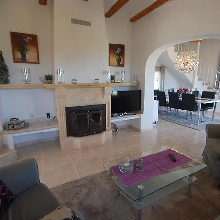 Comfortable With Sea-view And Private Pool Villa Muntanya la Sella