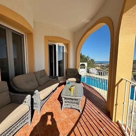 Villa Comfortable With Sea-view And Private Pool *