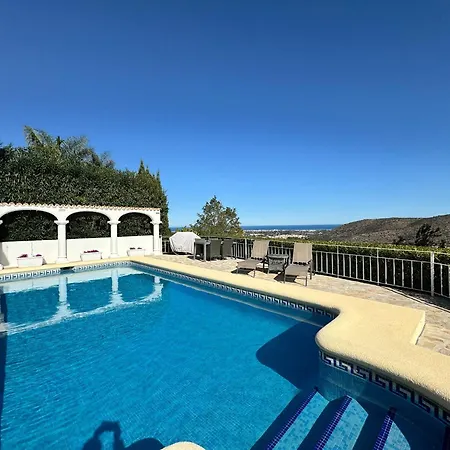Comfortable With Sea-view And Private Pool