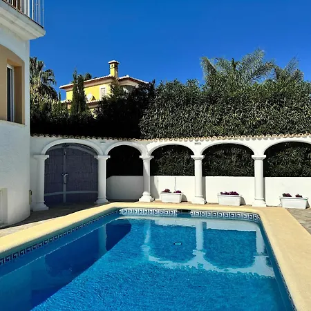 Comfortable With Sea-view And Private Pool Villa *